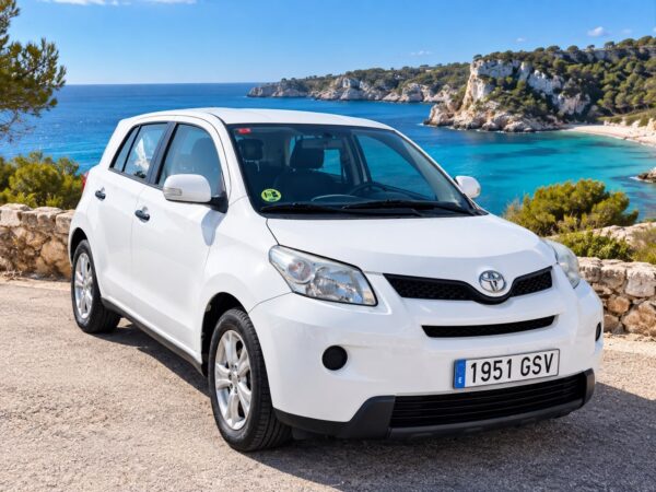 Toyota Urban Cruiser de alquiler en Menorca